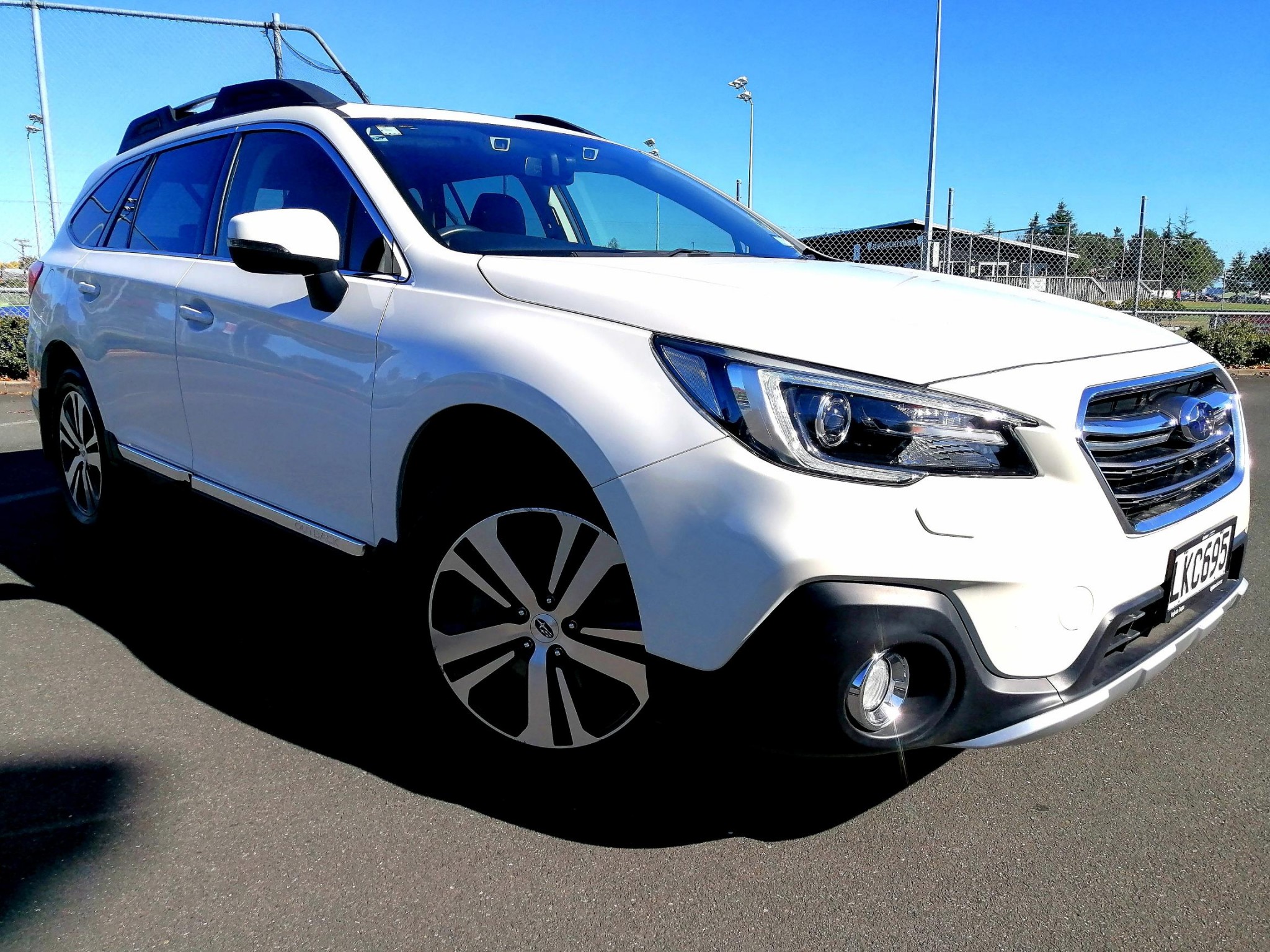 2018 Subaru Outback | 3.6R 3.6P/4WD/6CVT | 16383 | 1