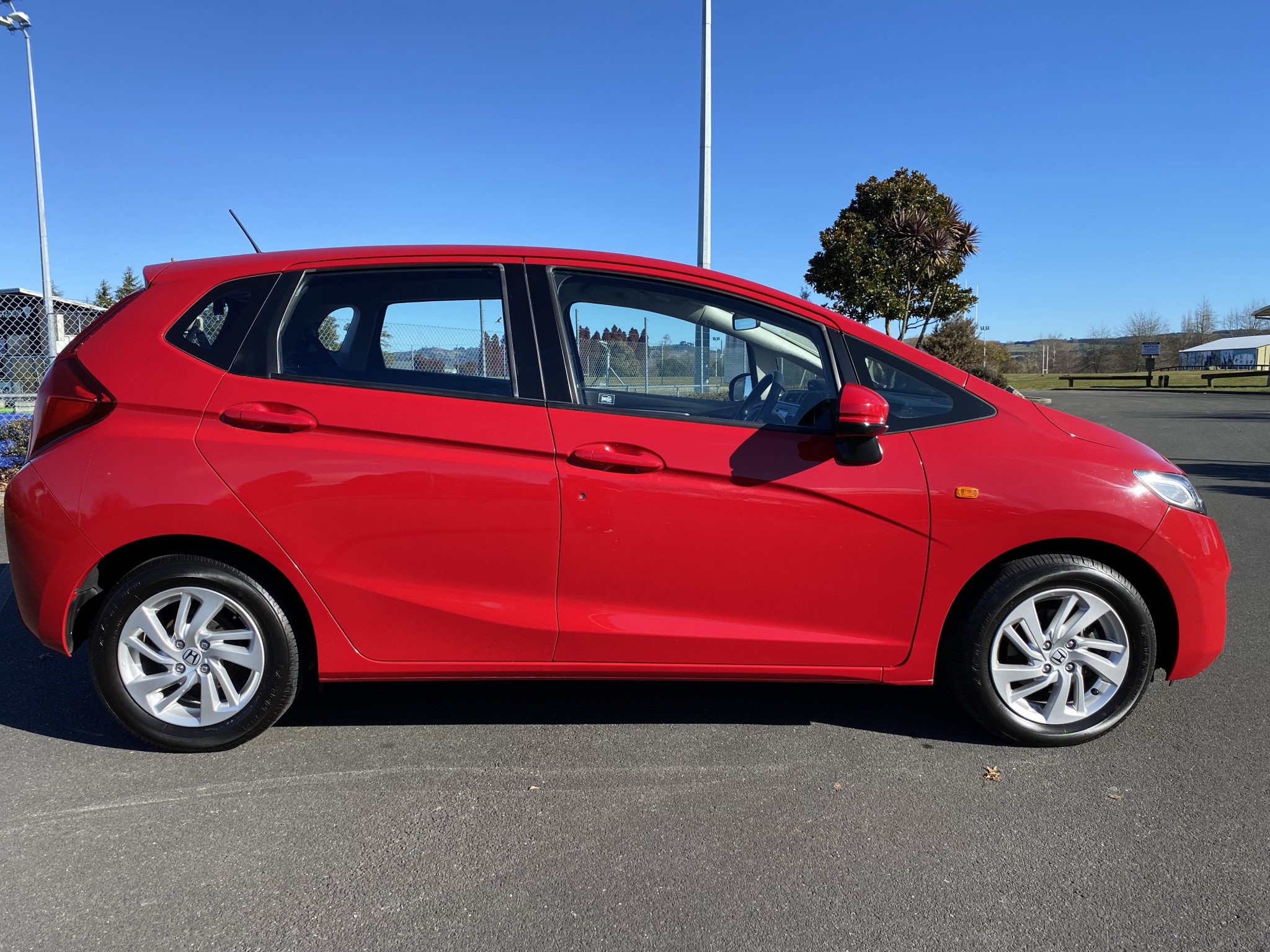 2015 Honda Jazz | S 1.3P/CVT/HA/5DR/5S | 24088 | 2