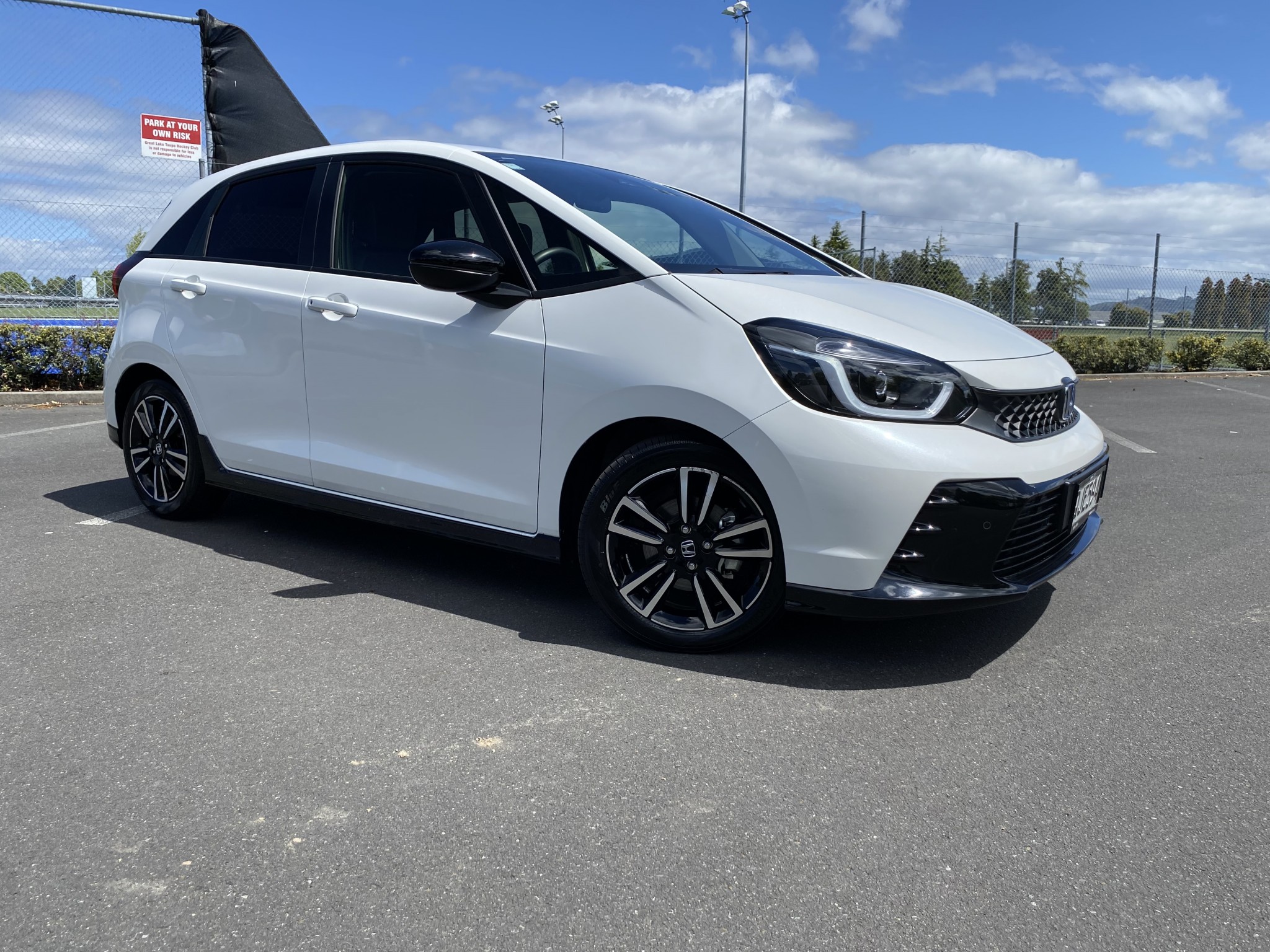 2023 Honda Jazz | E:HEV RS 1.5PH E:HEV | 25042 | 1