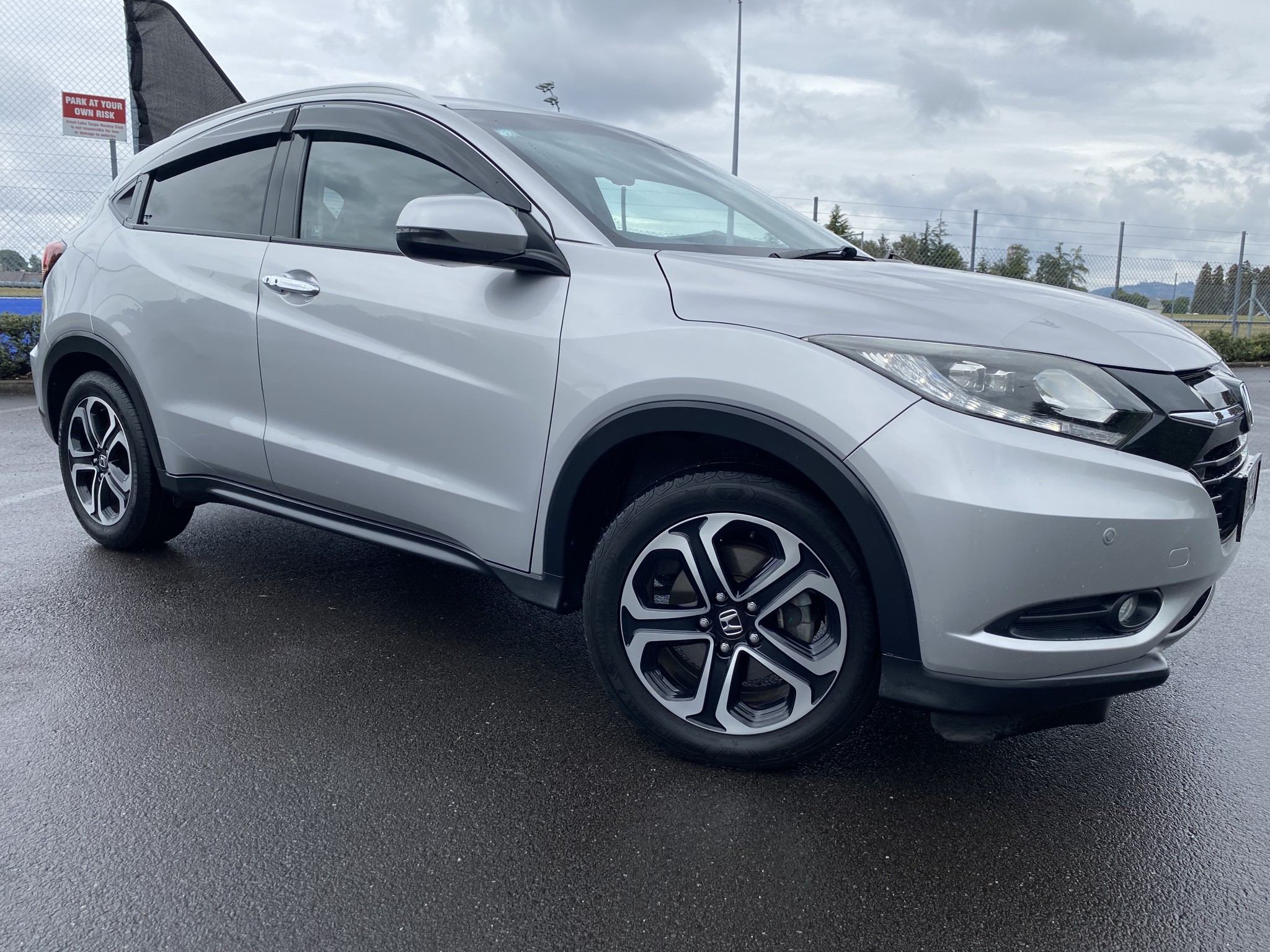 2015 Honda HR-V | SPORT 1.8P/CVT/SW/5D | 25411 | 3